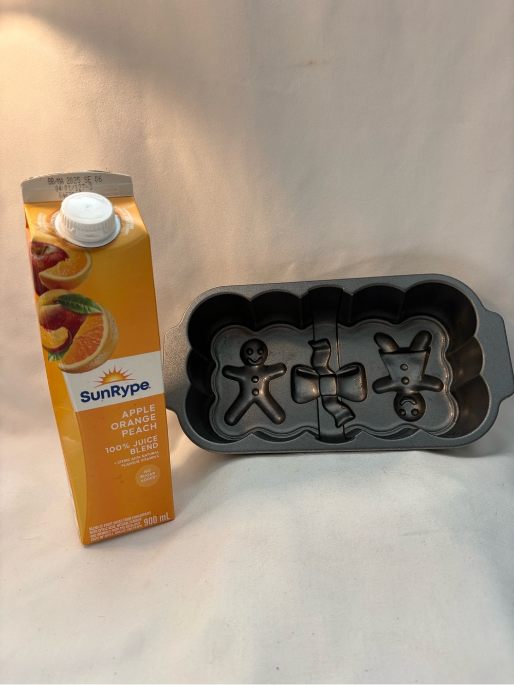 Nordicware 1lb gingerbread loaf pan